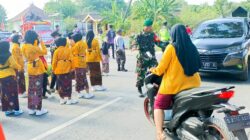 Babinsa Jamberejo Koramil Kedungadem Bojonegoro berikan Pengamanan Jalan Sehat