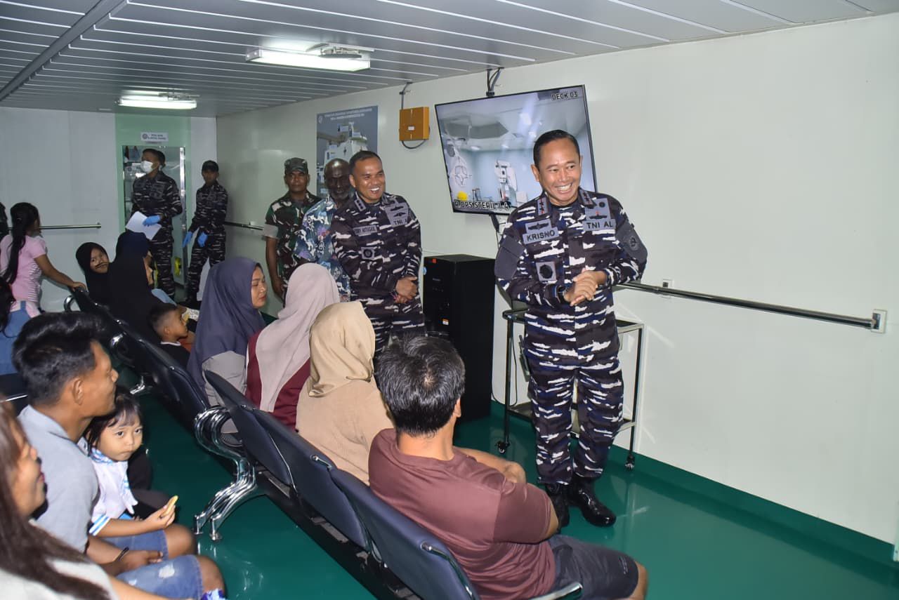 TNI AL Gelar Baksos dan Bakkes berupa Layanan Kesehatan Gratis di Wanam, Merauke