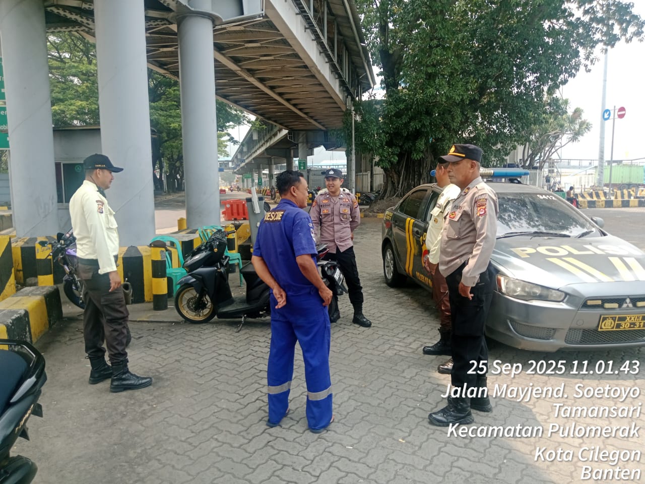 Polsek KSKP Merak Hadirkan Rasa Aman Lewat Patroli dan Sambang Humanis