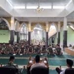 Doa Bersama Di Masjid Al Ikhlas Kodim 0808/Blitar Memperingati HUT Ke 80 TNI Tahun 2025