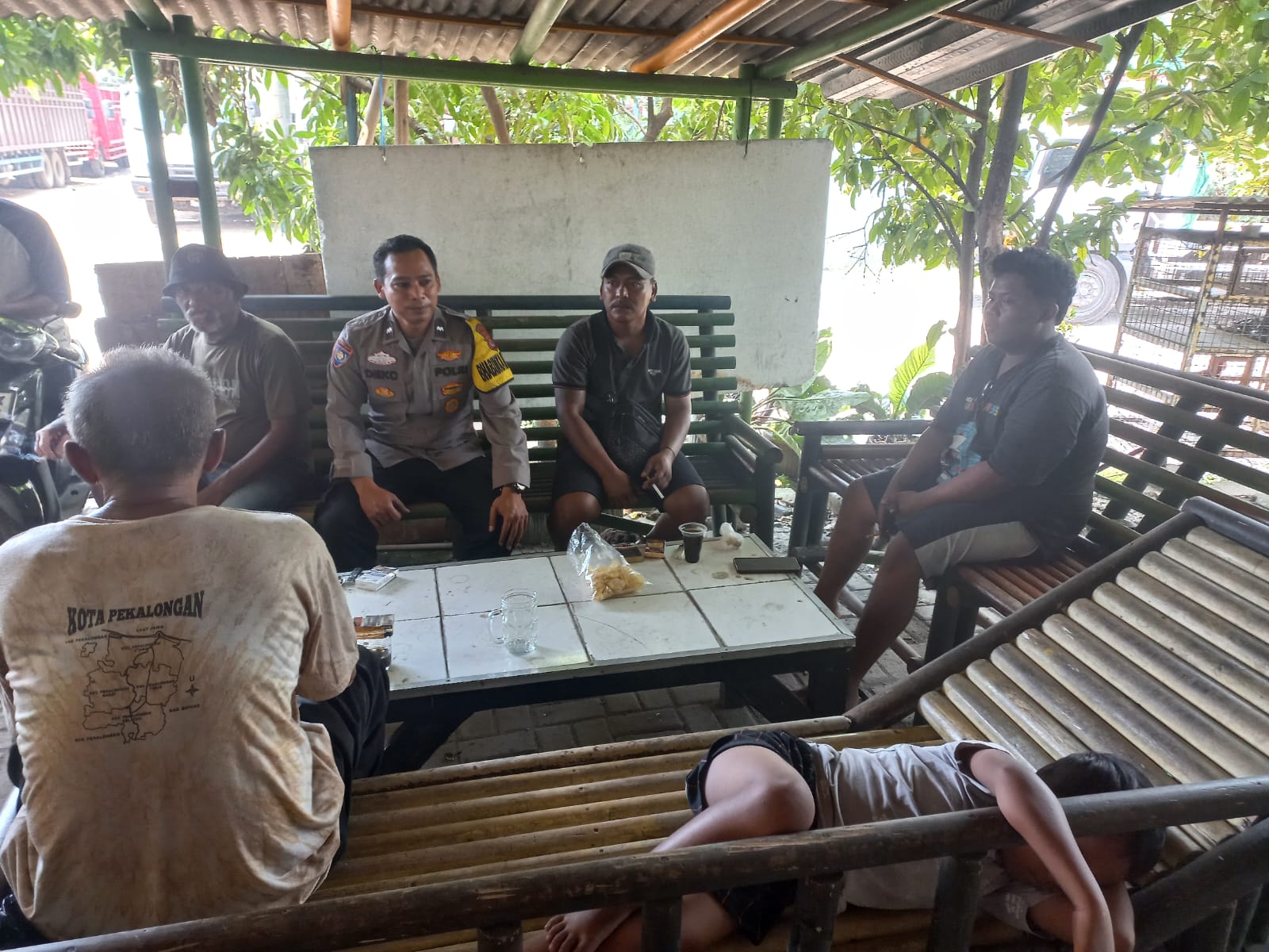 Dekatkan Polri dengan Masyarakat, Aipda Dieko A Laksanakan Sambang di Desa Pasir Gadung