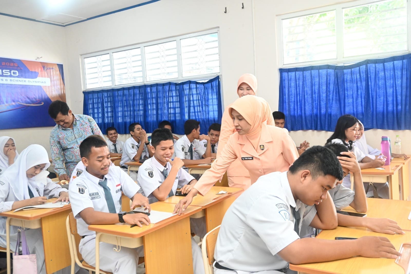 Siswa Sekolah Angkasa Lanud Sultan Hasanuddin Antusias Ikuti Seleksi AMSO 2025 Ajang Bergengsi untuk Mengasah Kemampuan dan Prestasi di Bidang Sains