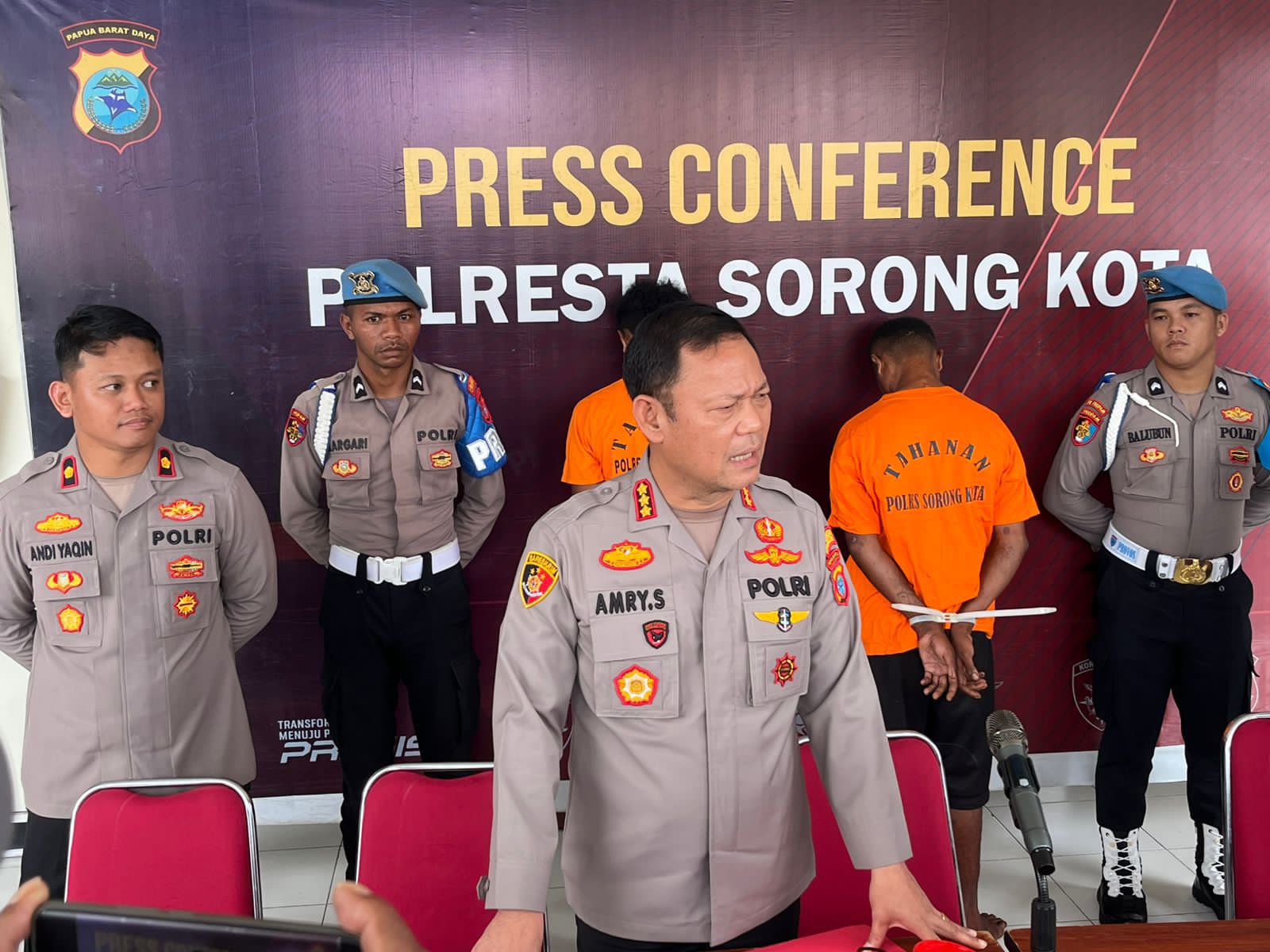 Karena Mabuk, Dua Pelaku Habisi Nyawa Warga Melati Raya, Polresta Sorong Kota: Kasus Terungkap Kurang dari Sepekan Karena Mabuk, Dua Pelaku Habisi Nyawa Warga Melati Raya, Polresta Sorong Kota: Kasus Terungkap Kurang dari Sepekan