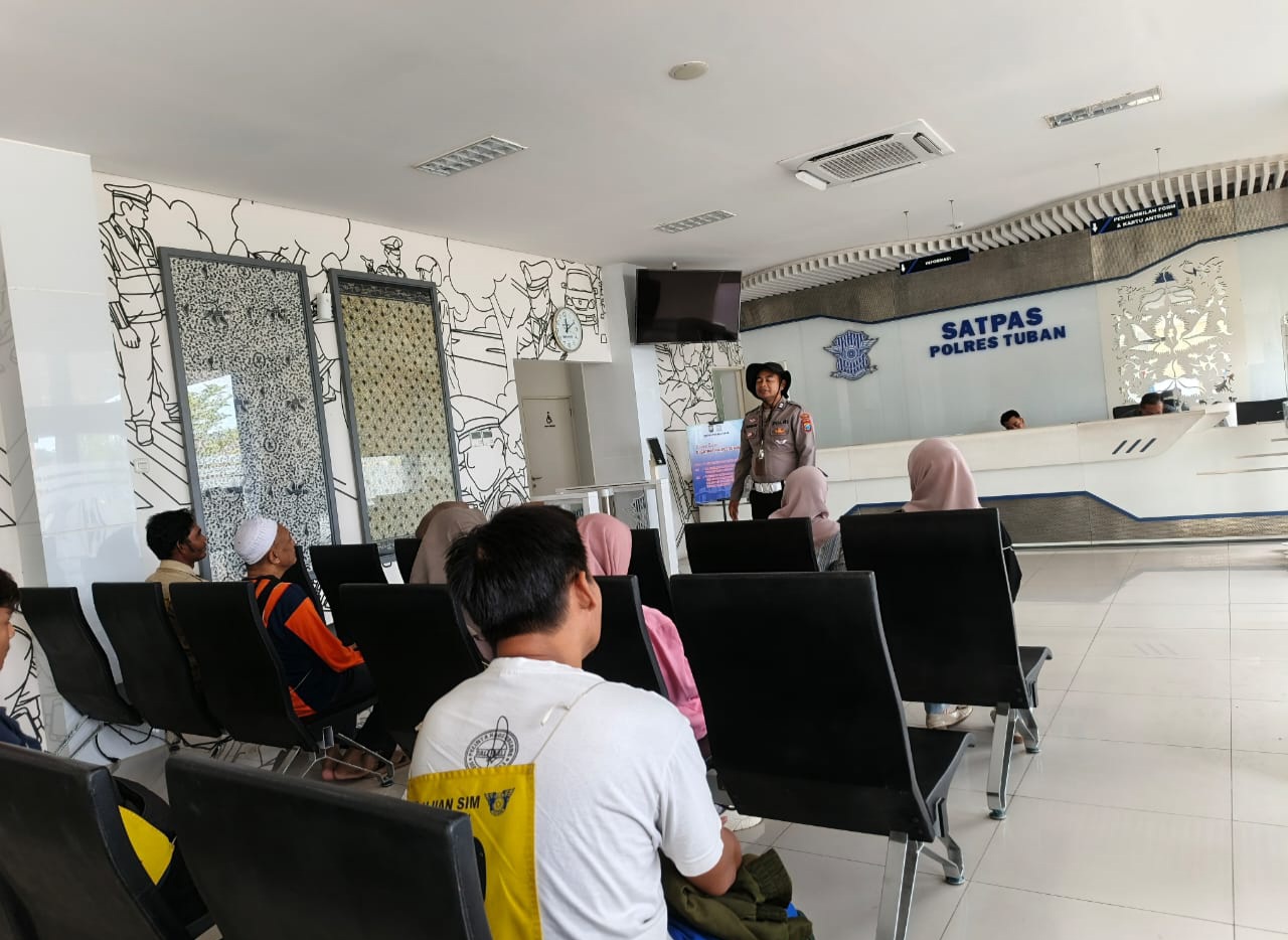 Program POLANTAS MENYAPA Angkat Citra Polri di Mata Masyarakat