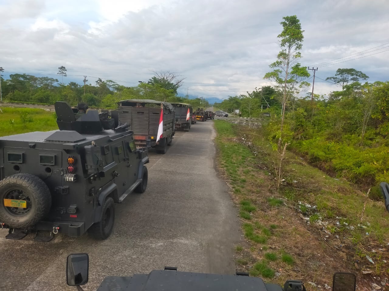 Kodim 1715/Yahukimo bersama Polres dan Jajaran Satgas TNI-Polri melaksanakan Apel dan Patroli Gabungan jelang 1 Desember 2025