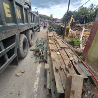 TNI Kerahkan Yon Zipur I/DD Pasang Jembatan Bailey Penghubung Tapsel-Tapteng