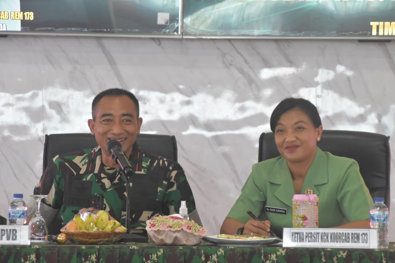 Dandim 1710/Mimika Sambut Kedatangan Danrem 173/PVB Dalam Kunjungan Kerjanya Ke Kodim 1710/Mimika