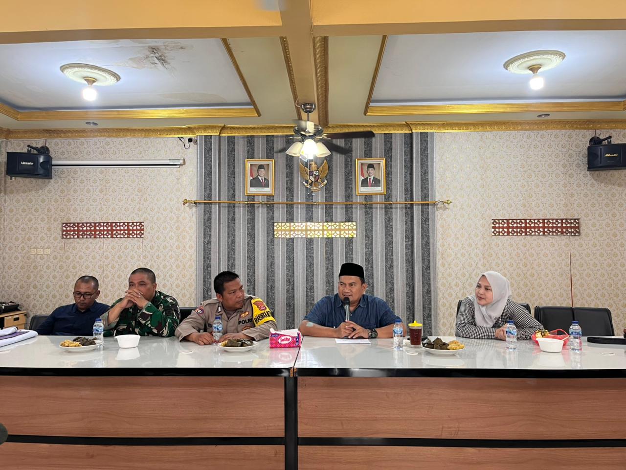 Bhabinkamtibmas Hadiri Program Grebek Posyandu di Desa Bojong, Dukung Pencegahan Stunting