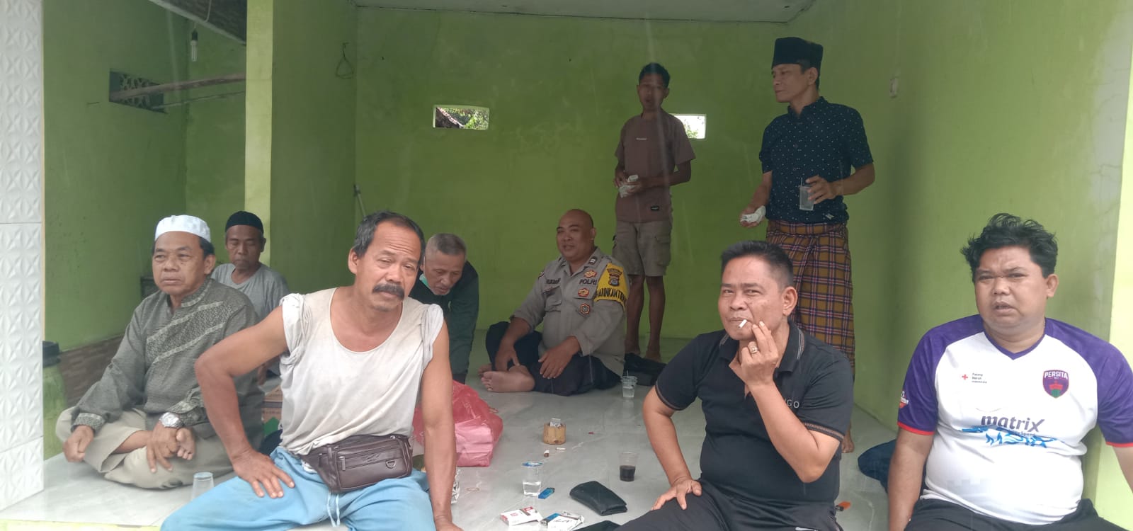 Bhabinkamtibmas Polsek Cikupa Jalankan Program Poliran, Dorong Warga Budimulya Lebih Produktif