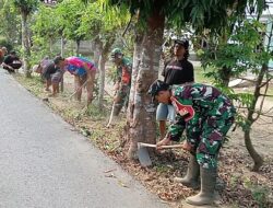 Wujudkan Lingkungan Asri, Babinsa Pakunden Ajak Warga Gotong Royong Dalam Jumat Bersih