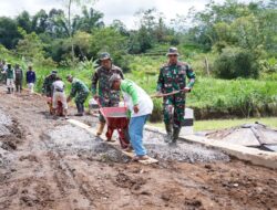 Melalui TMMD Ke 127 Kodim 0808/Blitar, Jalan Desa Di Gandusari Dibangun Permanen Untuk Dukung Aktivitas Warga