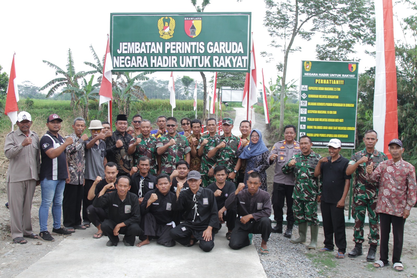Monitoring Dan Evaluasi Aster Kasdam V/Brawijaya, Tinjau Jembatan Perintis Garuda Di Wilayah Kodim 0808/Blitar