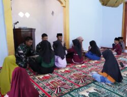 Satgas TMMD Ke 127 Kodim 0808/Blitar Ajarkan Anak-Anak Mengaji Di Dusun Barurejo
