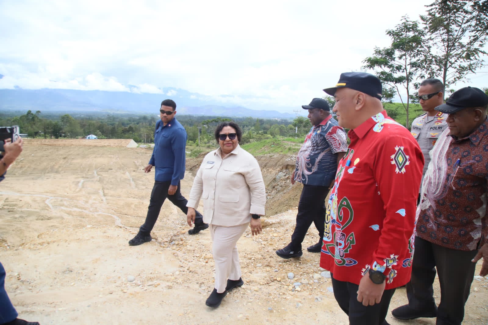 Wamendagri Ribka Haluk Pastikan Kesiapan Pembangunan KIPP Papua Pegunungan Wamendagri Ribka Haluk Pastikan Kesiapan Pembangunan KIPP Papua Pegunungan