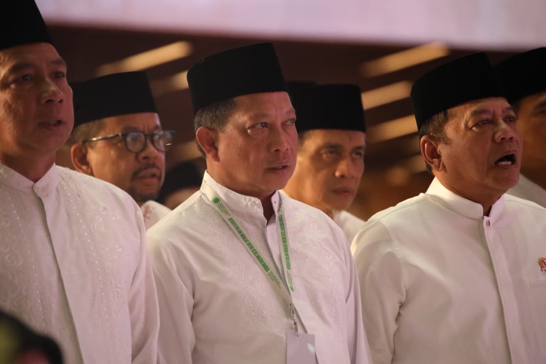 Dampingi Presiden Prabowo, Mendagri Hadiri Pengukuhan Pengurus MUI 2025–2030