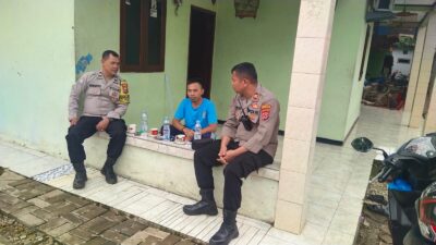 Bhabinkamtibmas Pasir Jaya Sambangi Warga, Perkuat Silaturahmi dan Harkamtibmas