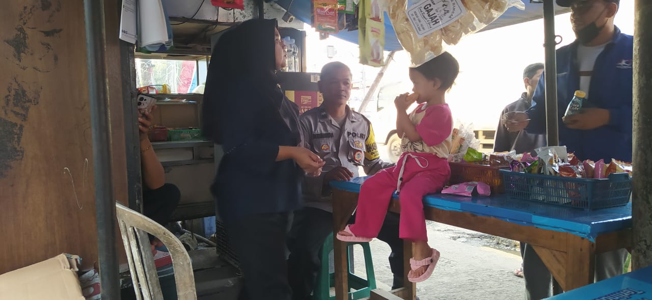 Bhabinkamtibmas Polsek Cikupa Gelar Warbin di Desa Pasir Jaya