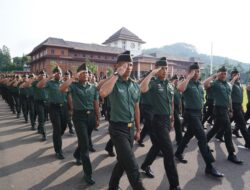 Upacara Bendera Pekan Kedua Februari 2026 Taruna dan Organik Akademi Militer