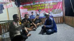 Bhabinkamtibmas Polsek Cikupa Aktifkan Siskamling Bersama Warga Desa Sukadamai