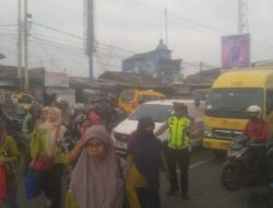 Personel Lantas Polsek Cikupa Laksanakan PECAK Pengaturan Arus Lalu Lintas Pagi Hari