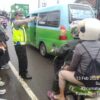 PECAK Pagi, Personel Lantas Polsek Cikupa Laksanakan Pengaturan Arus di Jalan Raya Serang