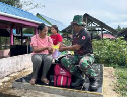 Bentuk Kepedulian, Tim Kesehatan Kodim Berikan Vitamin kepada Warga
