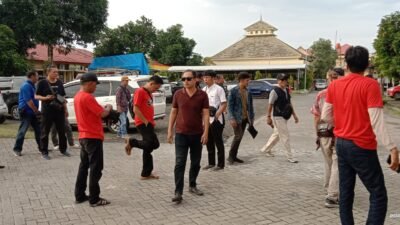 Brutal di Halaman DPRD: Wartawan Jadi Korban Penganiayaan, Solidaritas Pers Menggema