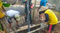 Babinsa Kelurahan Turi Aktif Renovasi MCK Warga, Tingkatkan Sanitasi Dan Kualitas Hidup