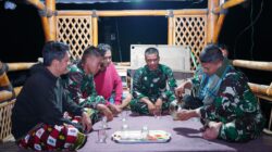 Pererat Kemanunggalan, Satgas TMMD Ke 127 Kodim 0808/Blitar Gelar Ronda Malam Bersama Warga Dusun Tirtomoyo