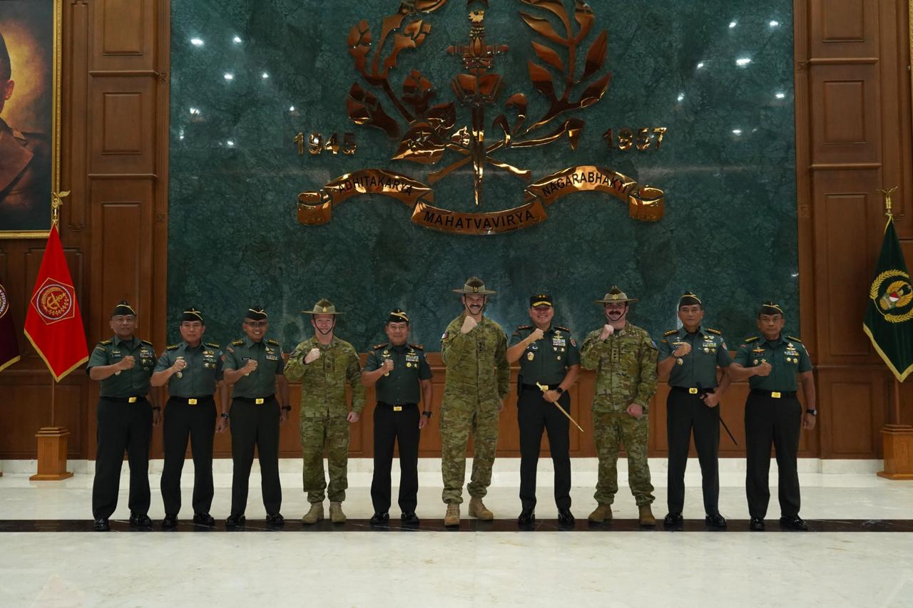 Gubernur Akademi Militer Terima Courtesy Call Atase Darat Australia Gubernur Akademi Militer Terima Courtesy Call Atase Darat Australia