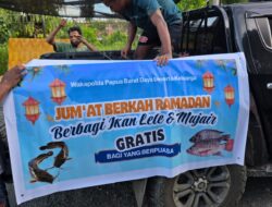 Semarak Ramadhan di Sorong: Wakapolda Papua Barat Daya Turun ke Jalan Berbagi Takjil Ikan Lele dan Mujair kepada Ribuan Warga