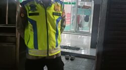 Polsek Cikupa Laksanakan Pengamanan Shalat Tarawih di Masjid Jami Nururrohman Talagasari