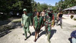 Tunjukkan Kepedulian, Dandim dan Persit Kunjungi Keluarga Berduka di Kampung Sisir