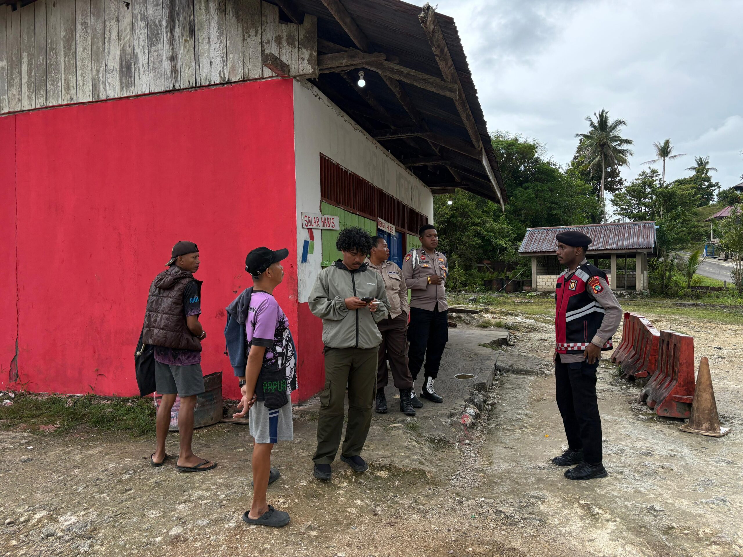 Polres Maybrat Intensifkan Pemantauan Stok BBM di Sejumlah APMS Selama Pelaksanaan Operasi Ketupat Dofior 2026