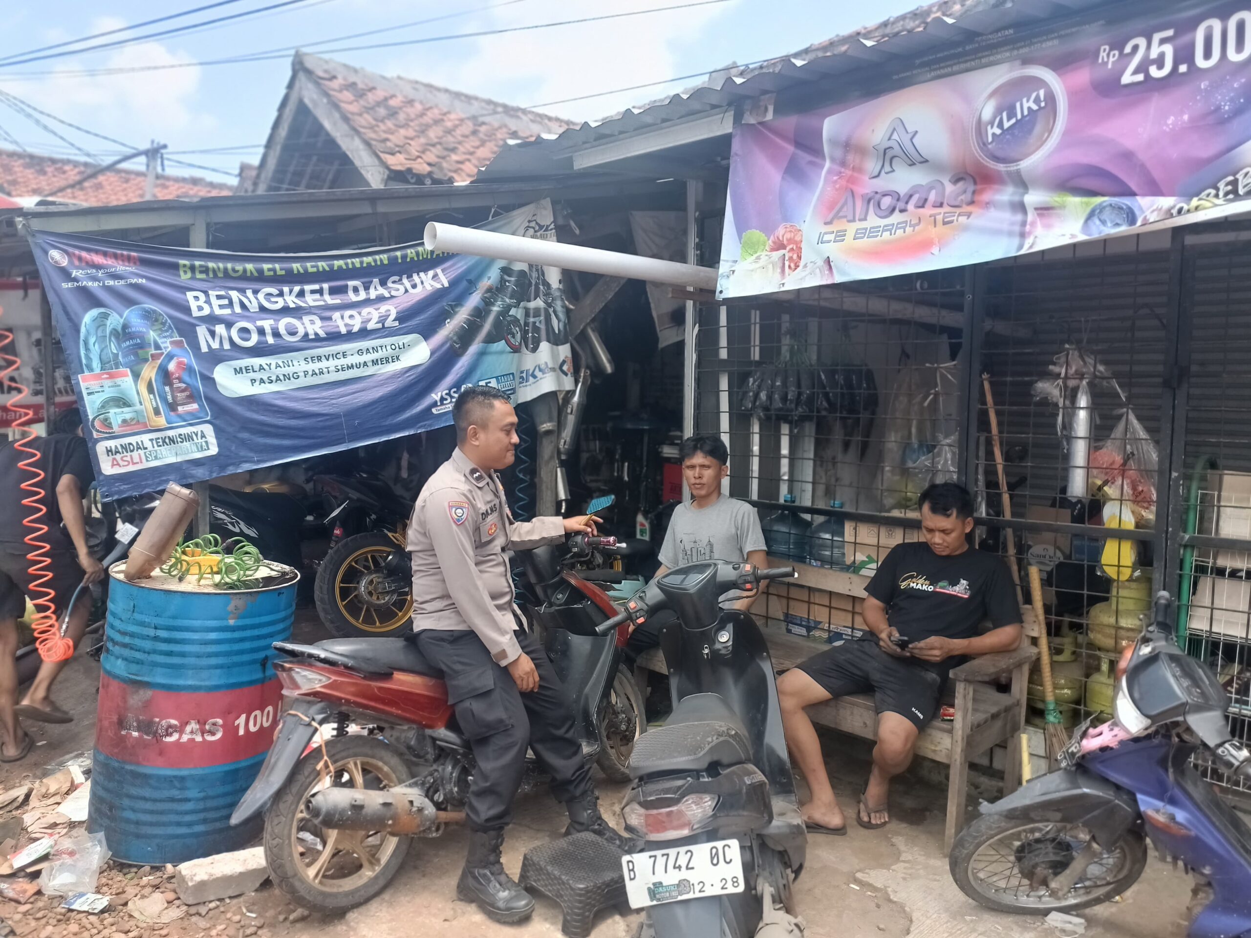 Bhabinkamtibmas Desa Sukanagara Jalankan Program Poliran, Wujud Kepedulian Polri kepada Warga Bhabinkamtibmas Desa Sukanagara Jalankan Program Poliran, Wujud Kepedulian Polri kepada Warga