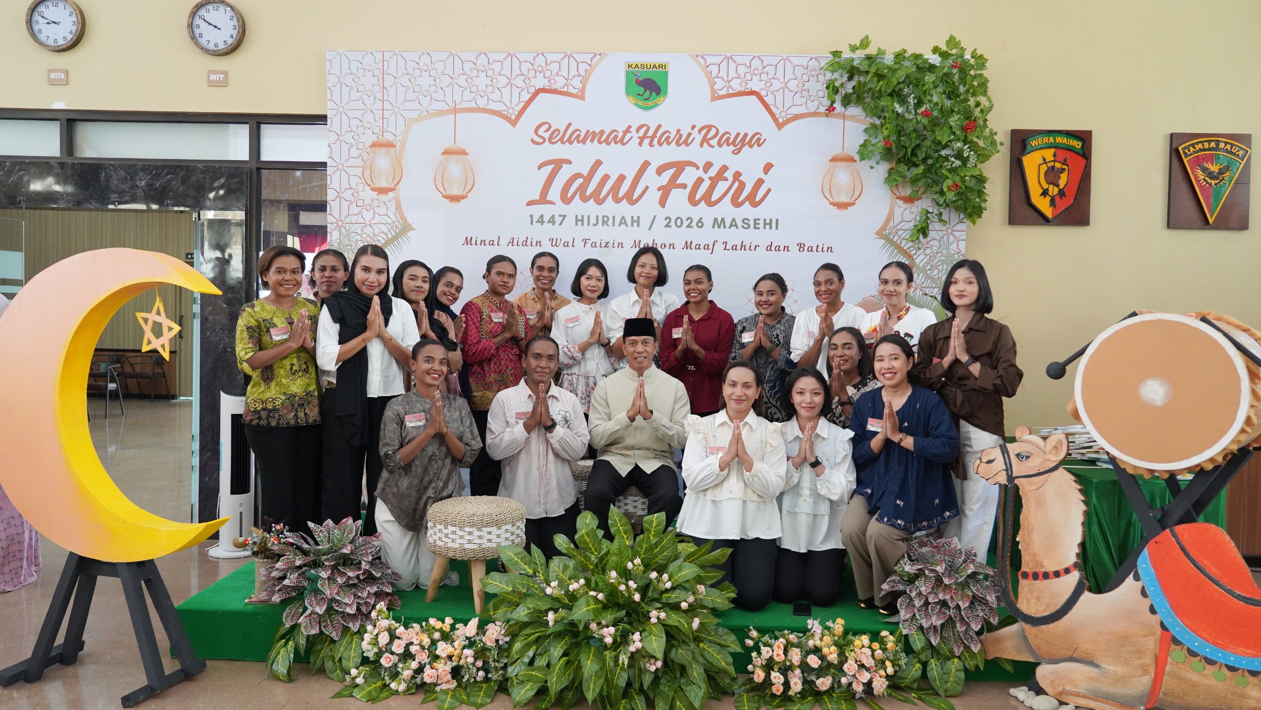 Semangat Kemenangan Menggema! Kodam XVIII/Kasuari Gelar Sholat Idul Fitri 1447 H dan Halal Bihalal Penuh Kebersamaan Semangat Kemenangan Menggema! Kodam XVIII/Kasuari Gelar Sholat Idul Fitri 1447 H dan Halal Bihalal Penuh Kebersamaan