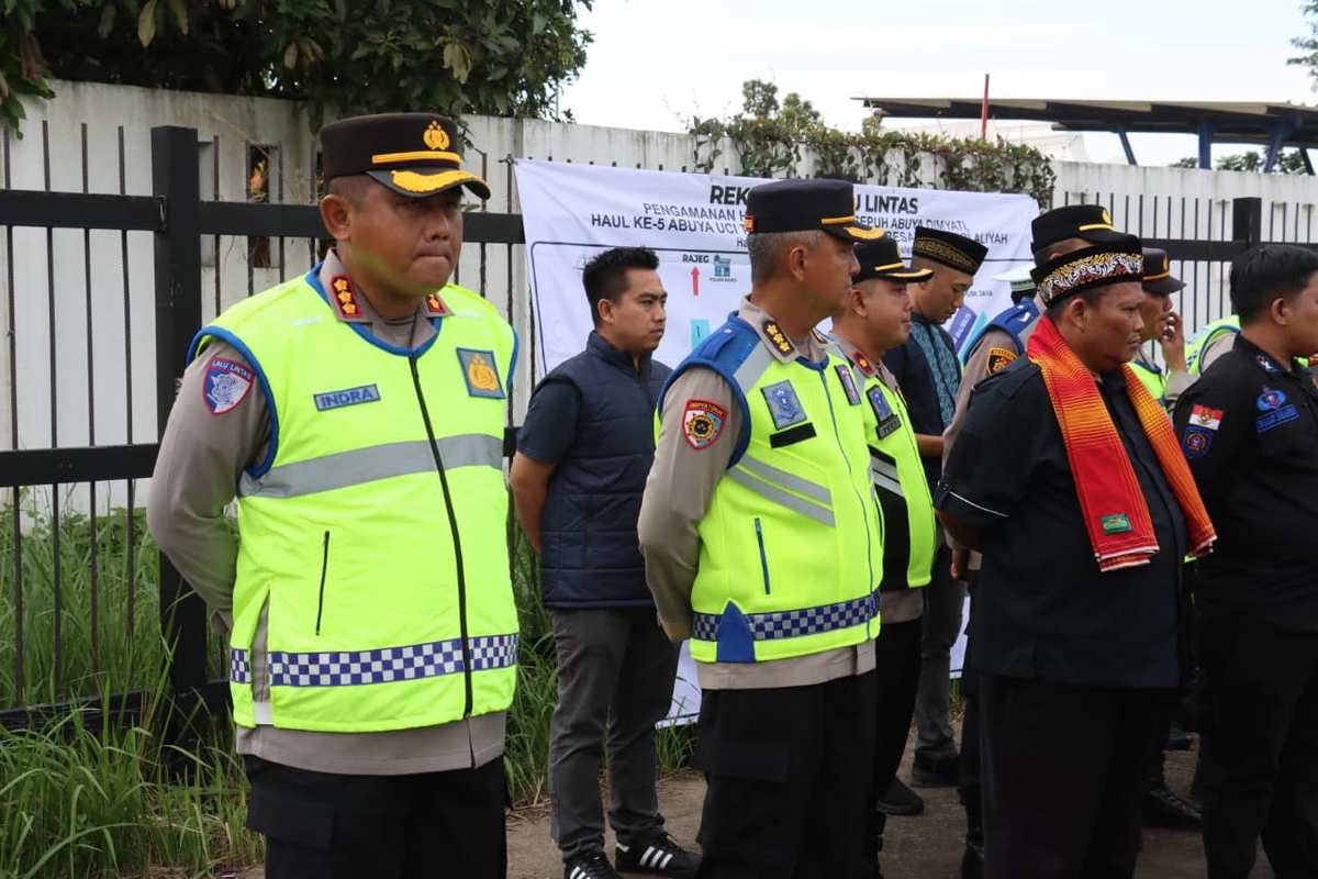 Ratusan Personel Disiagakan, Polresta Tangerang Amankan Haul Akbar di Ponpes Al-Istiqlaliyah Cilongok