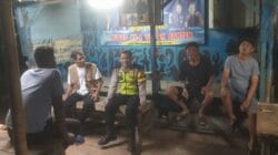 Bhabinkamtibmas Polsek Cikupa Ronda Siskamling Bersama Warga Pasir Jaya