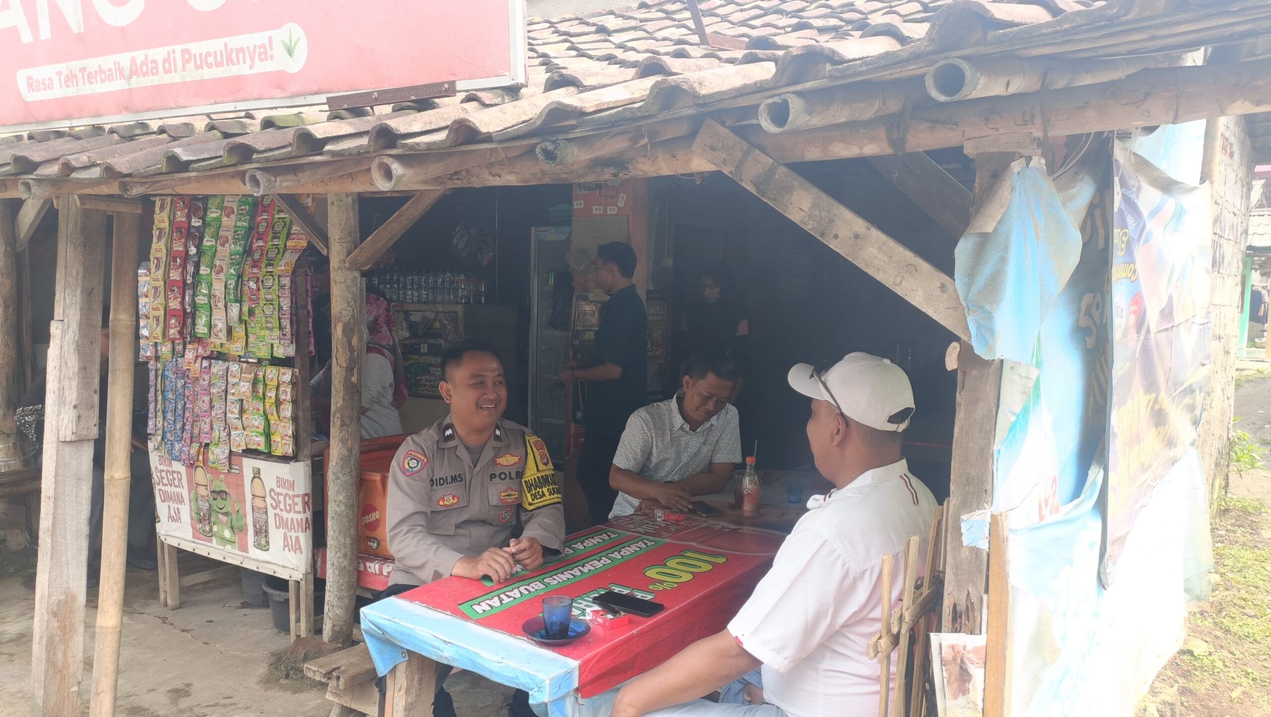 Polsek Cikupa Gelar Warung Bhabinkamtibmas, Serap Aspirasi Warga Sukanagara