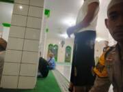 Bhabinkamtibmas Polsek Cikupa Laksanakan Subuh Keliling di Cibadak, Perkuat Kedekatan dengan Masyarakat