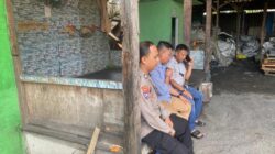 Bhabinkamtibmas Polsek Cikupa Laksanakan DDS ke Ketua RW di Kelurahan Bunder, Perkuat Sinergi Kamtibmas