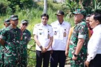 Danrem 081/DSJ Di Dampingi Dandim 0808/Blitar, Tinjau Lokasi Jembatan Garuda Perintis Yang Akan Dibangun