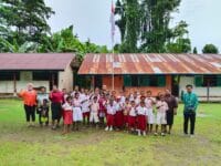 Bentengi Generasi Muda dari Bahaya Narkoba, Satgas TMMD ke-128 Kodim 1801/Manokwari Berikan Penyuluhan di SD Inpres 62 Asai
