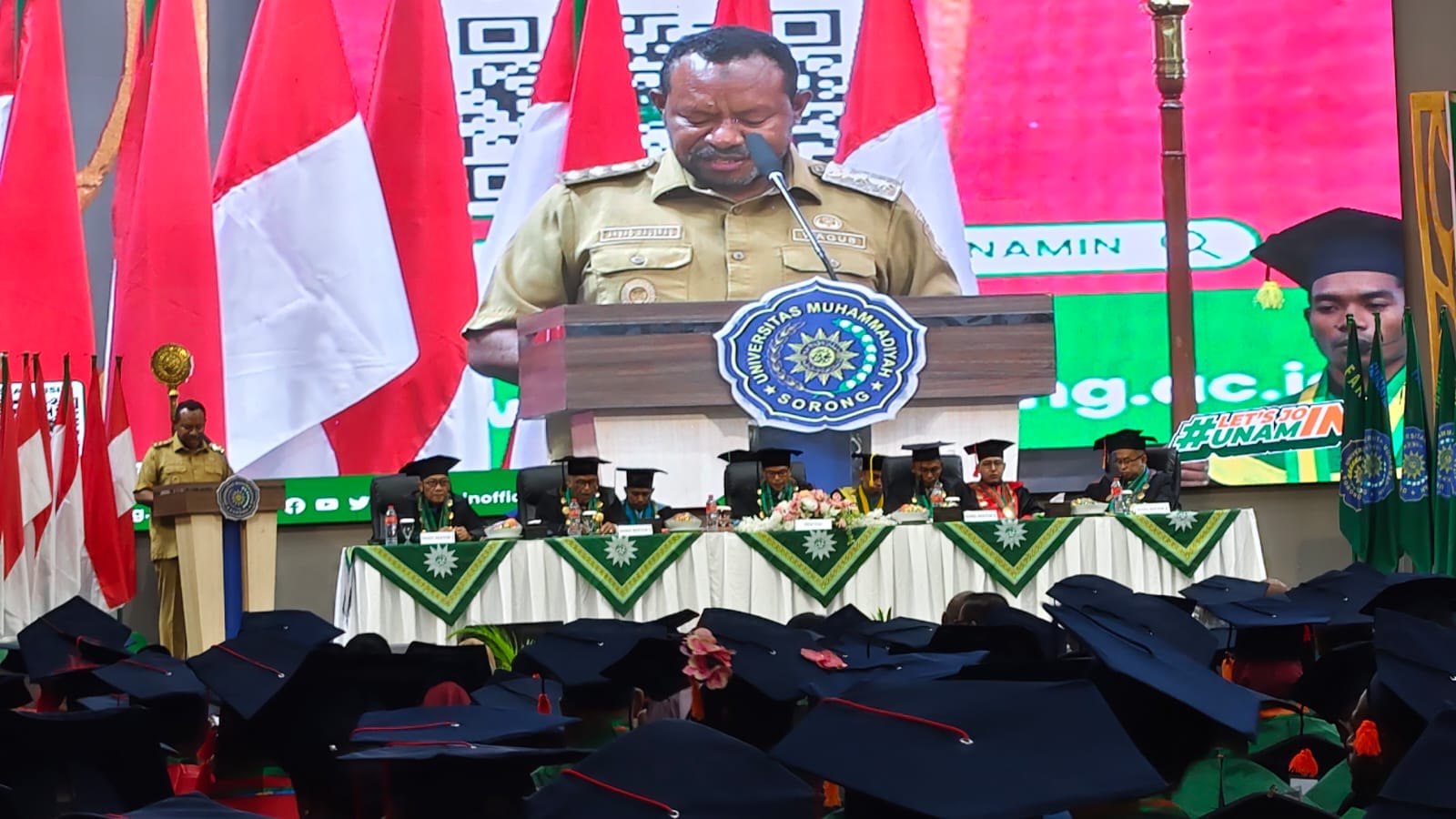 Wagub Papua Barat Daya Hadiri Wisuda 285 Lulusan Unamin Sorong