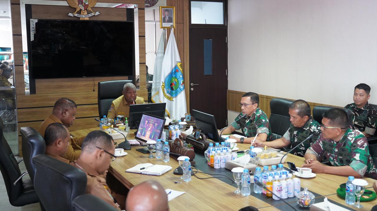Perkuat Sinergi Bangun Papua Barat, Pangdam XVIII/Kasuari Audiensi dengan Gubernur Bahas Program Strategis untuk Kesejahteraan Rakyat