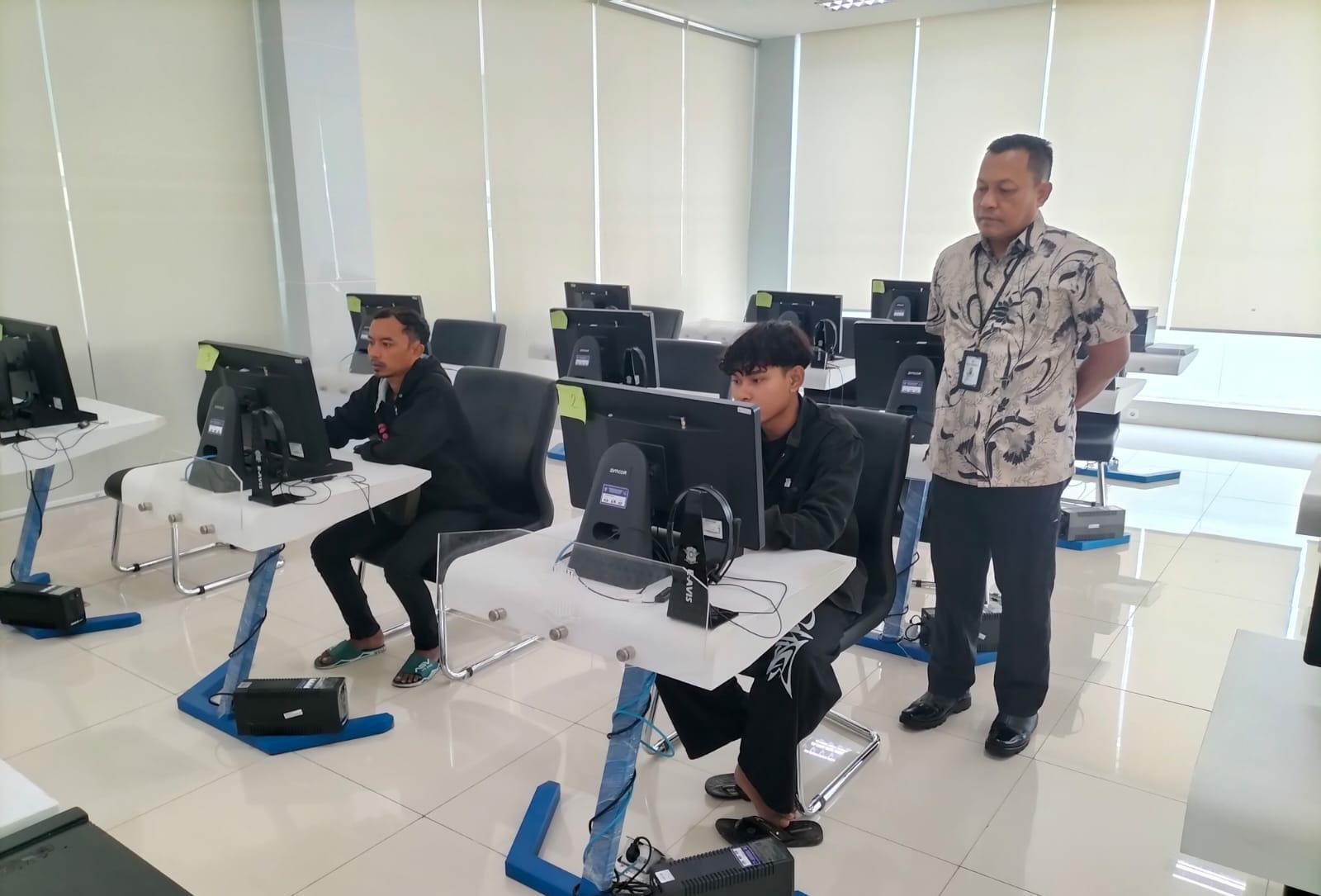 Investigasi Lapangan: Polantas Tuban Menyapa Permudah Urusan SIM, STNK, BPKB Warga