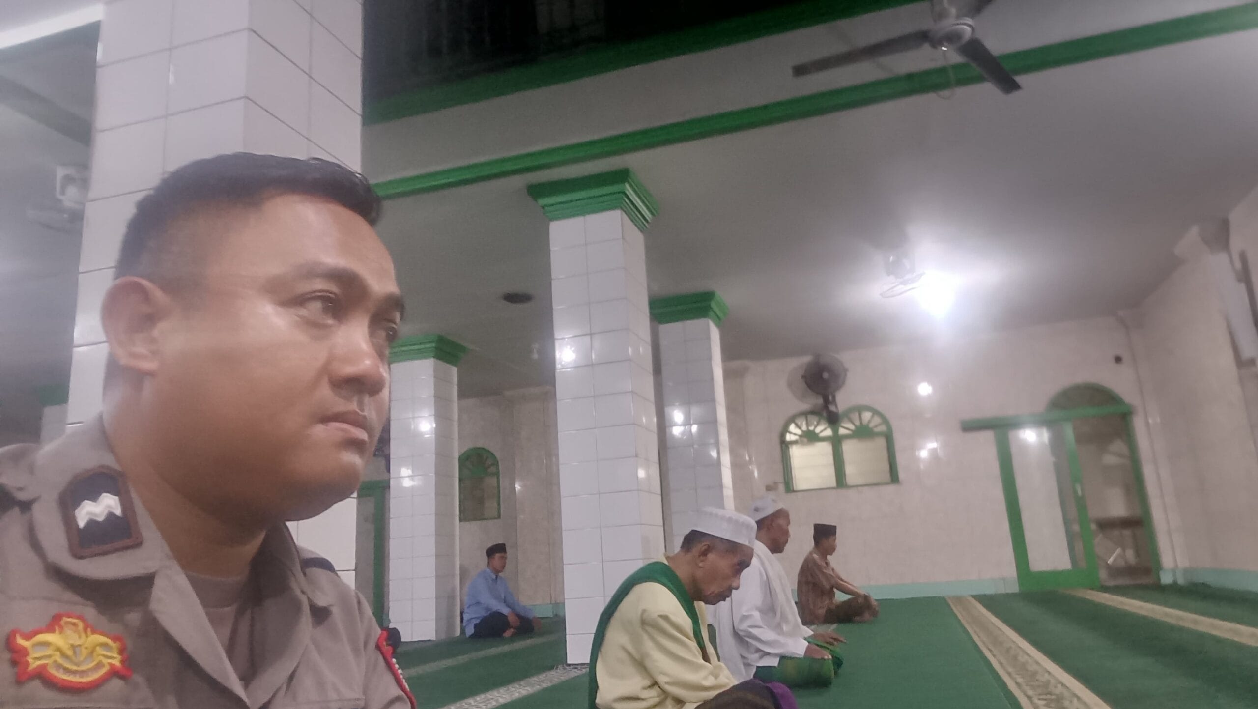 Bhabinkamtibmas Desa Sukanagara Gelar Subuh Keliling Bersama Warga di Masjid Baiturrahman