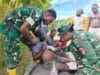 Satgas TMMD Ke-128 Kodim 1801/Manokwari Bantu Bersihkan Bisul Warga di Kampung Tanah Rubuh