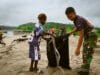 IMG-20260518-WA0008 Aksi Bersih Pantai Keakwa oleh Satgas TMMD Kodim 1710/Mimika