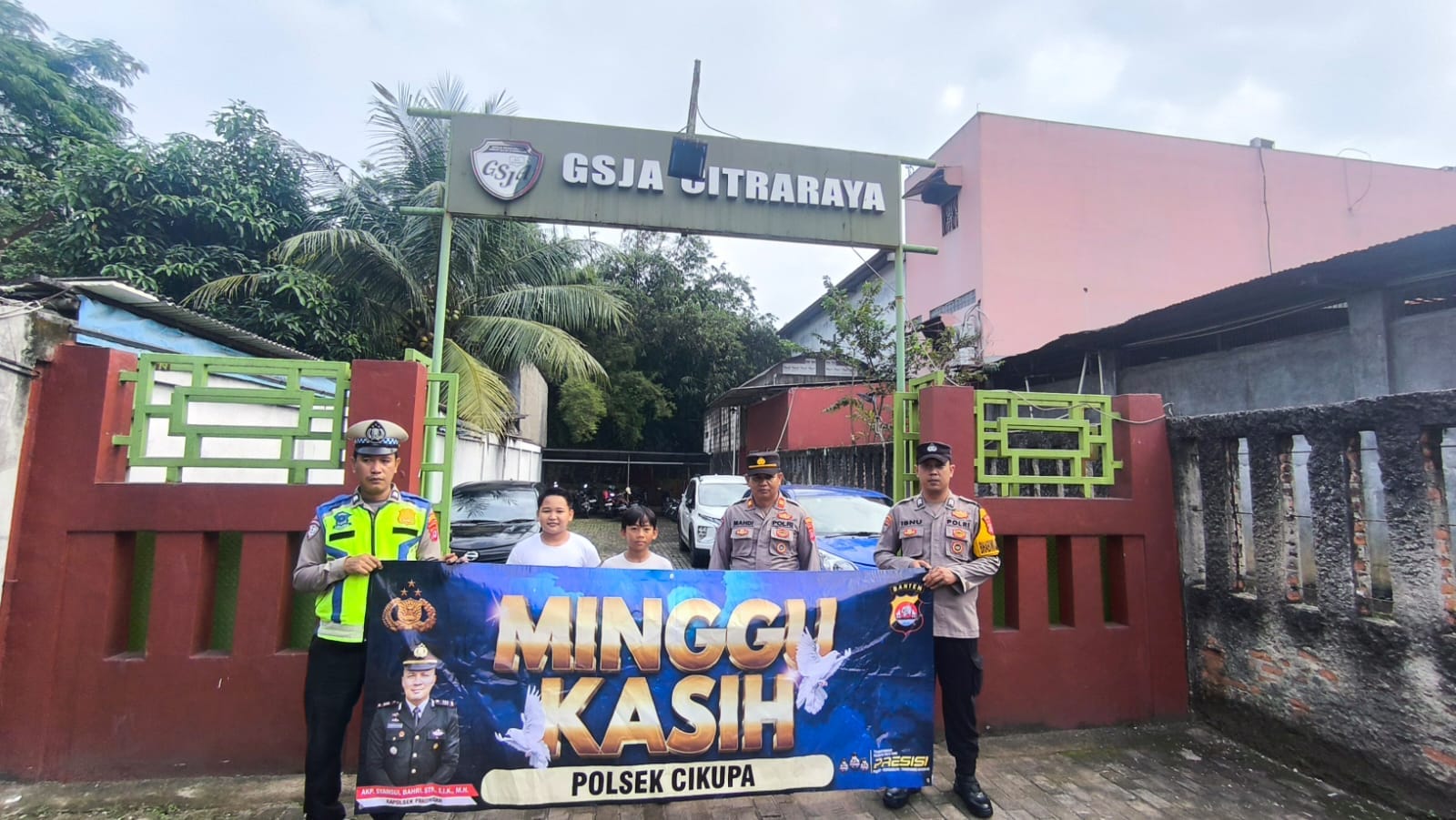 IMG-20260518-WA0011 Polsek Cikupa Laksanakan Pengamanan Ibadah Minggu Kasih di Sejumlah Gereja